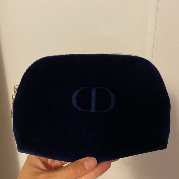 New Christian Dior Beauty Velvet Makeup Cosmetic Bag Navy Blue Velvet - Picture 4 of 7